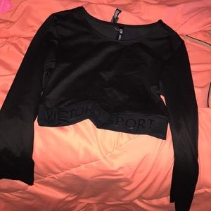 Brand new discontinued Victoria sport crop top!